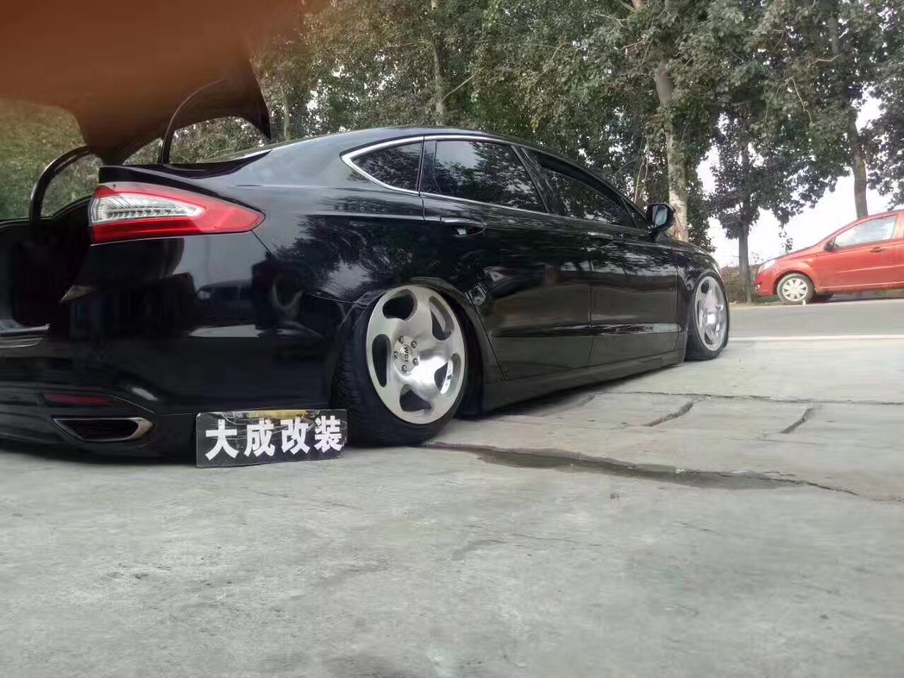 新款蒙迪欧改装台湾airbft气压避震悬挂减震器 提高舒适降低车身展示