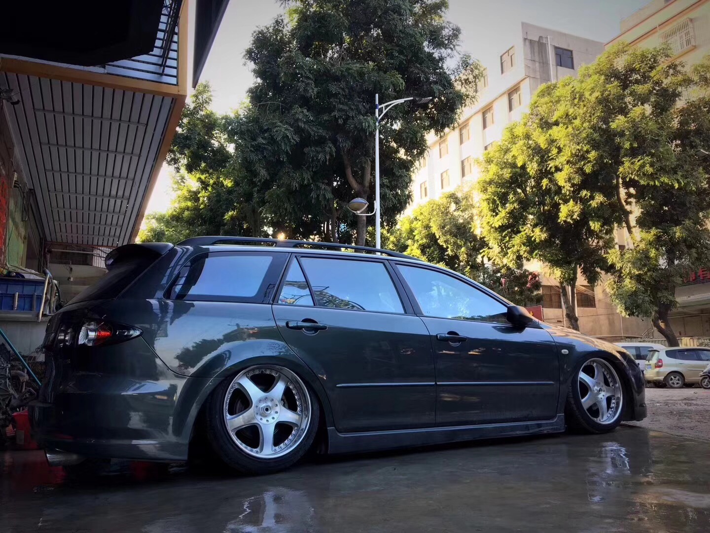 李洋分享马自达6瓦罐大王ACCUAIR气动避震改装案例