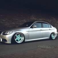 ʱ볱ͬС BMW E90 ѹװ